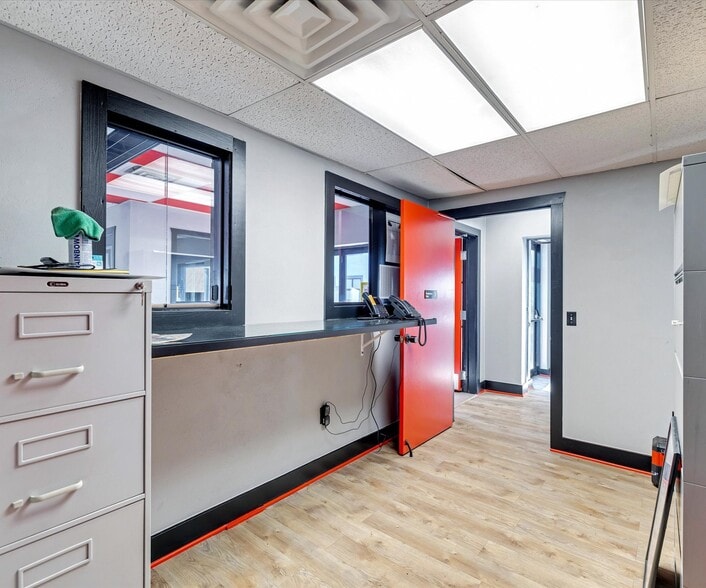 More Photos Of 110 N Courtland St, East Stroudsburg Auto Dealership For Sale