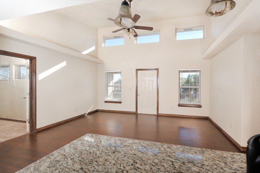 More Photos Of 111 E St, Elgin Apartments For Sale