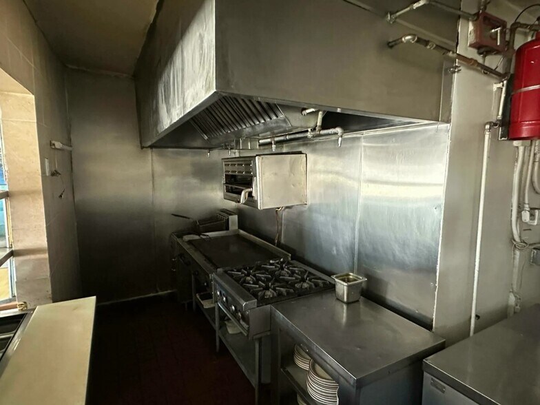 More Photos Of 11218 Garvey Ave, El Monte General Retail For Sale