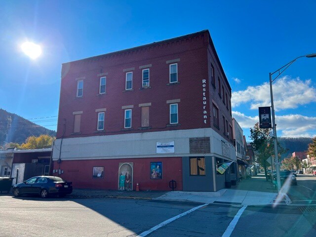 More Photos Of 51 E 4th St, Emporium Apartments For Sale