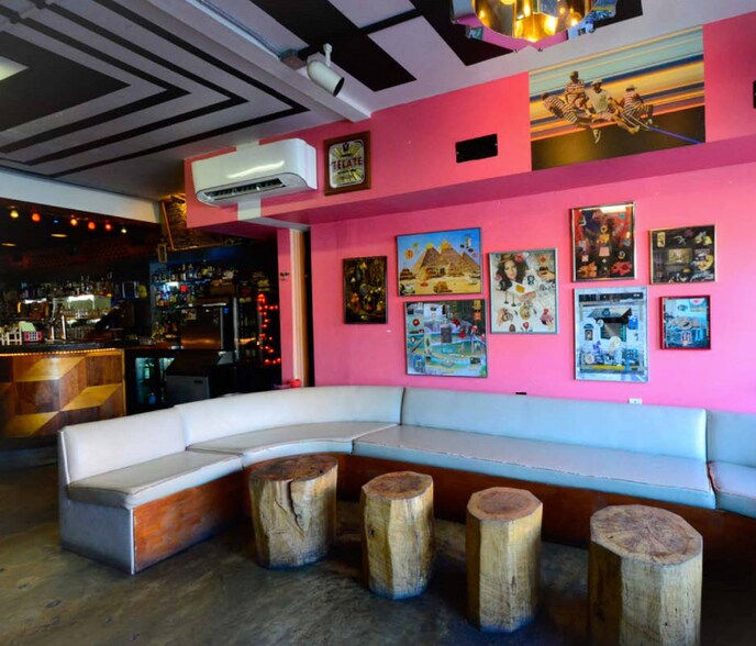 More Photos Of 705 W Rosemary St, Chapel Hill Storefront For Sale