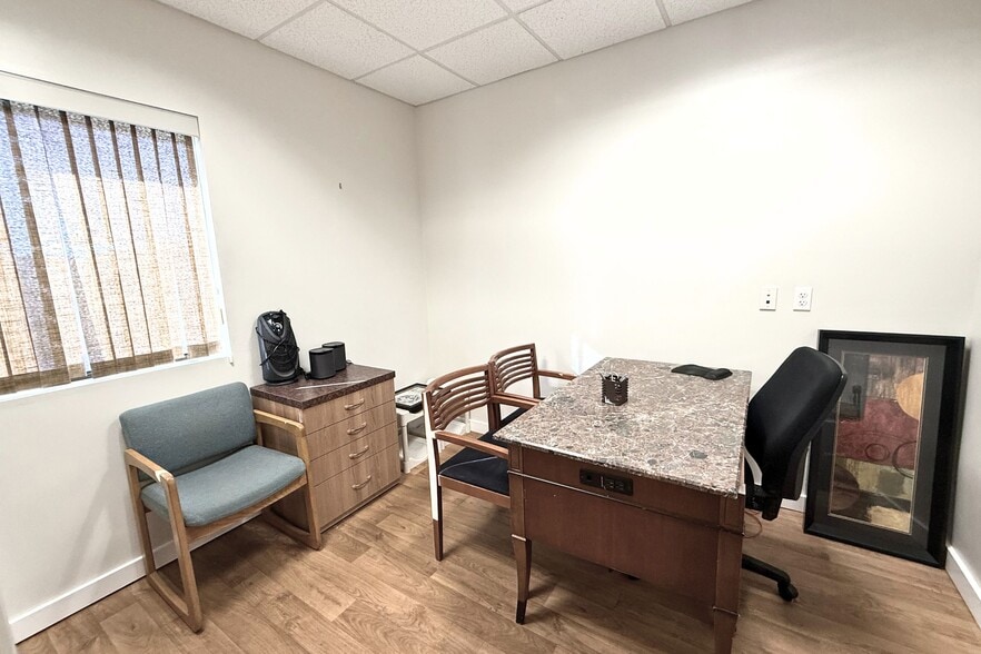 More Photos Of 1817 Black Rock Tpke, Fairfield Medical For Sale