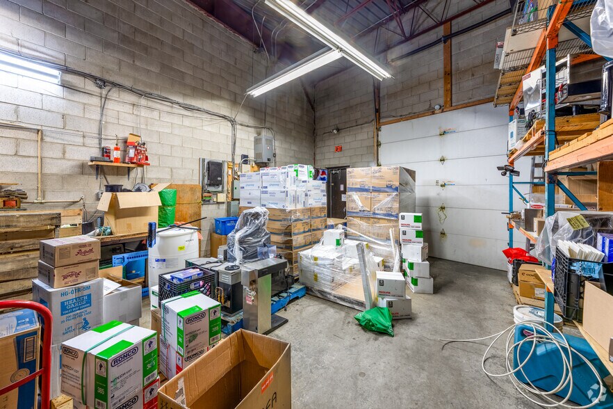 More Photos Of 215 Carlingview Dr, Toronto Light Distribution For Lease