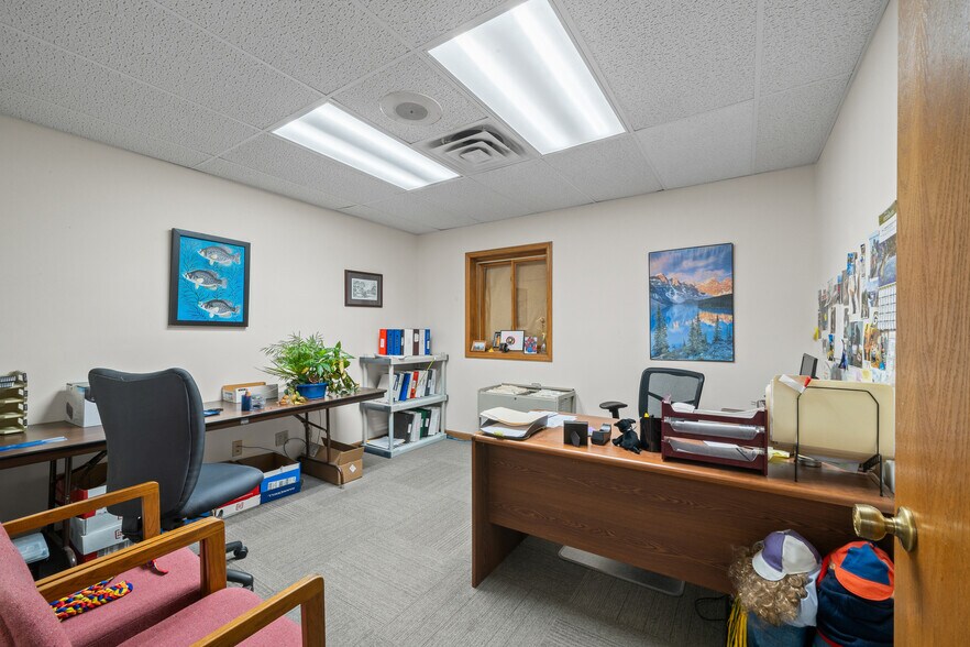 More Photos Of 130 Elizabeth Ln, Genoa City Industrial For Lease