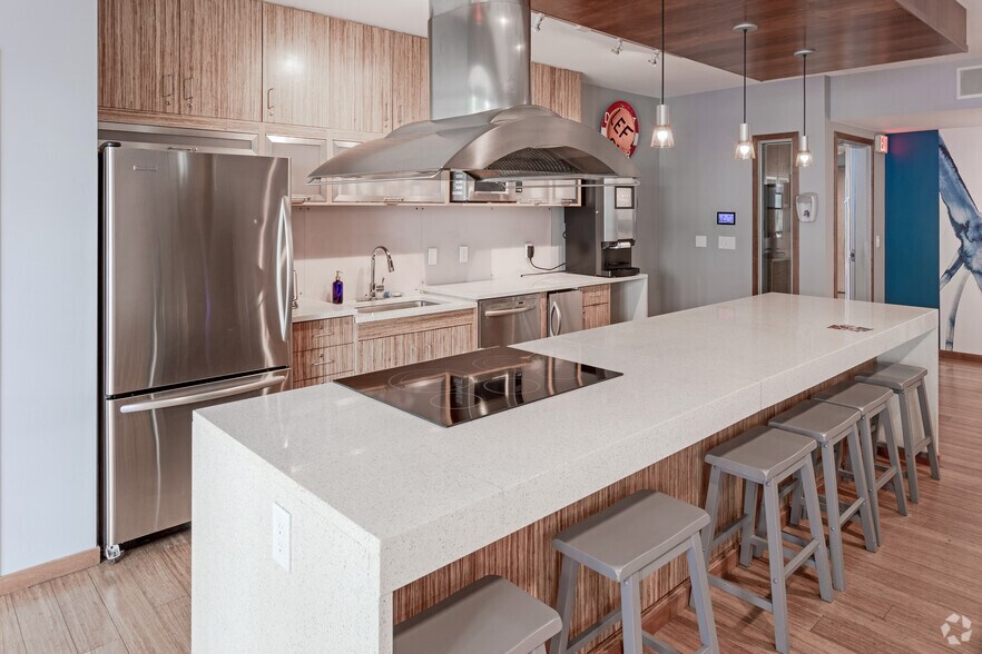 More Photos Of 2922 Aldrich Ave S, Minneapolis Apartments For Lease