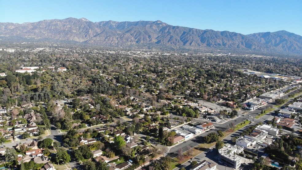 More Photos Of 2065-2095 Huntington Dr, San Marino Office For Sale