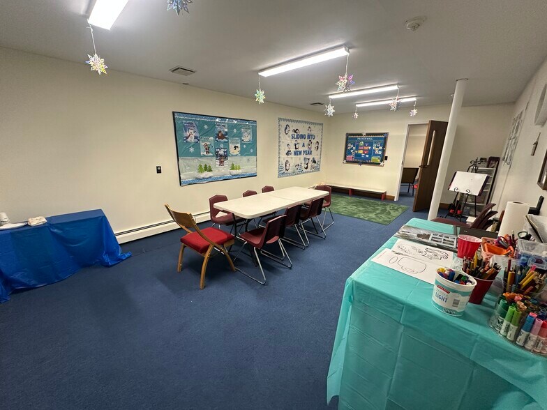 More Photos Of 121 Main St, Whitesboro Religious Facility For Sale