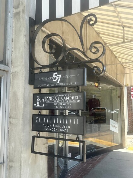 More Photos Of 117 Broad St, Kingsport Storefront For Lease