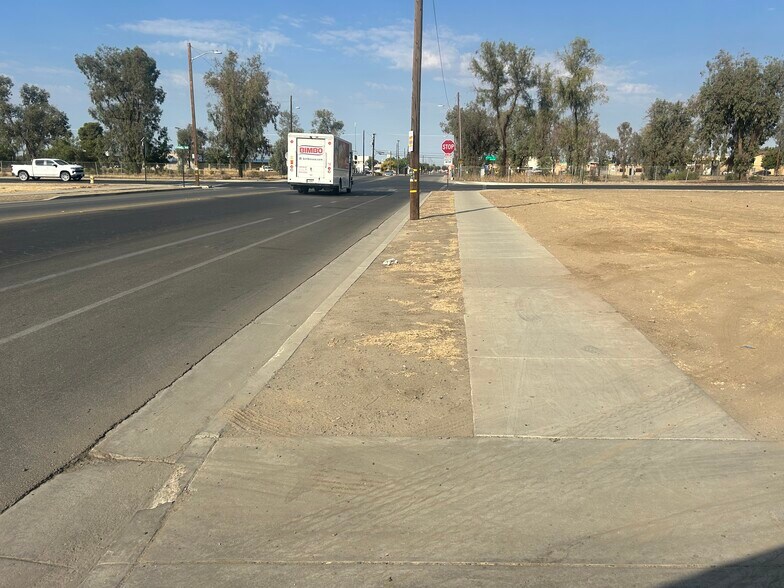 More Photos Of 601 11th Ave, Delano Land For Sale