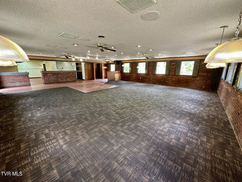 More Photos Of 920 E 5th St N, Big Stone Gap Restaurant For Sale