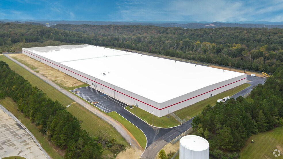 More Photos Of 2415 US Highway 78, Moody Distribution For Lease