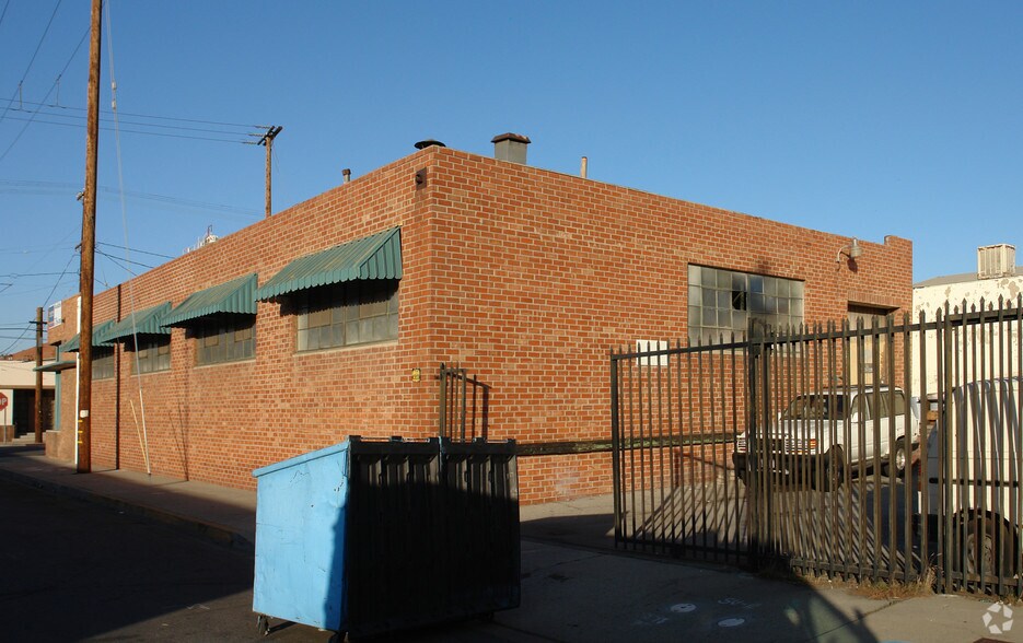 More Photos Of 2302 E 38th St, Vernon Manufacturing For Sale