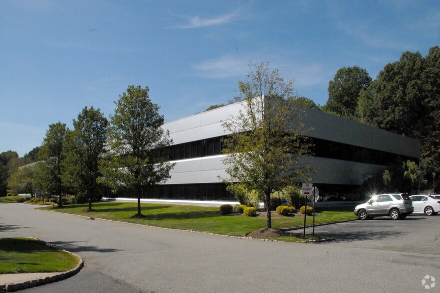 50 Chestnut Ridge Rd, Montvale, NJ 07645 Office For Lease