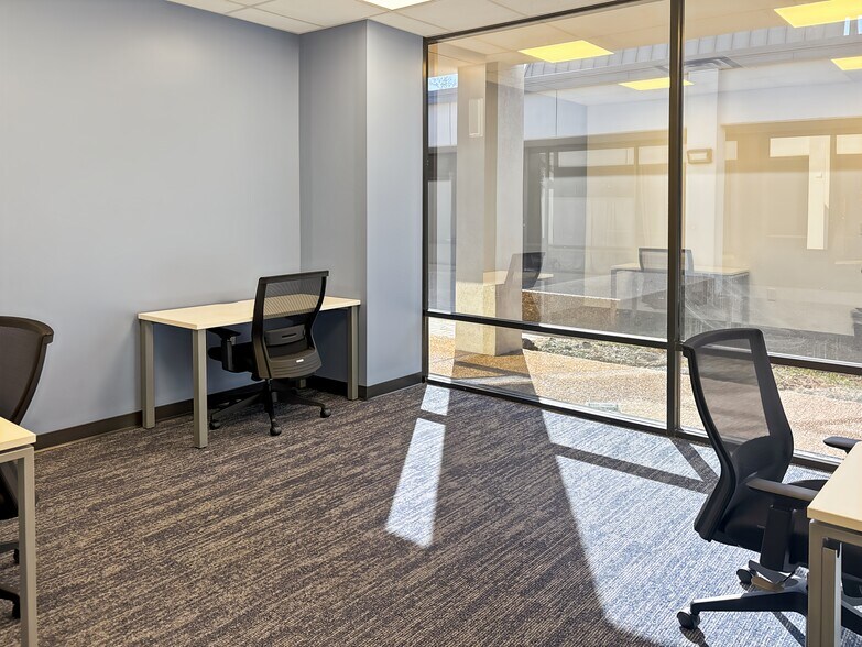 More Photos Of 3100 Cottage Hill Rd, Mobile Coworking Space