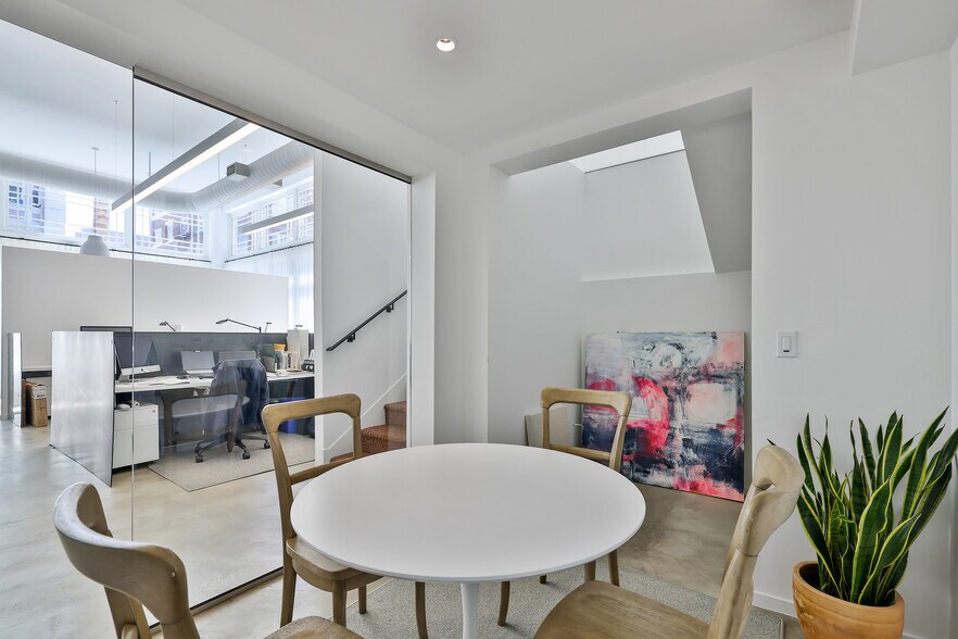 More Photos Of 1033-1037 Polk St, San Francisco Loft Creative Space For Lease