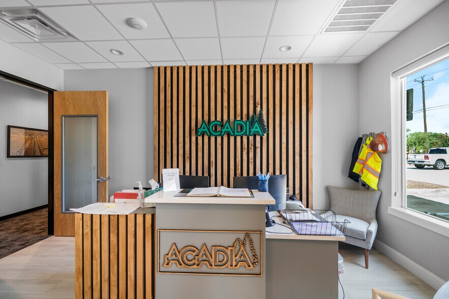 More Photos Of 351 W Southlake Blvd, Southlake Medical For Sale