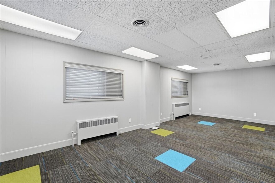 More Photos Of 175 E Broadway Ave, Westerville Office For Lease