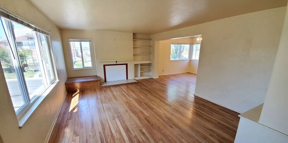 More Photos Of 300 W 4th St, The Dalles Apartments For Sale