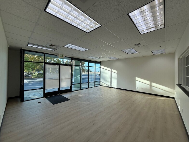 More Photos Of 1403 Nichols Dr, Rocklin Warehouse For Sale