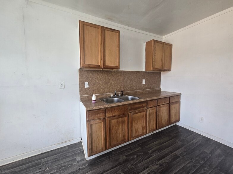 More Photos Of 3675 Oakman Blvd, Detroit Apartments For Sale