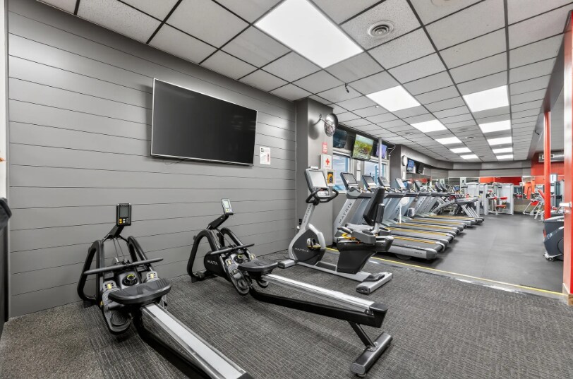 More Photos Of 1190 Main St S, Sauk Centre Storefront For Sale