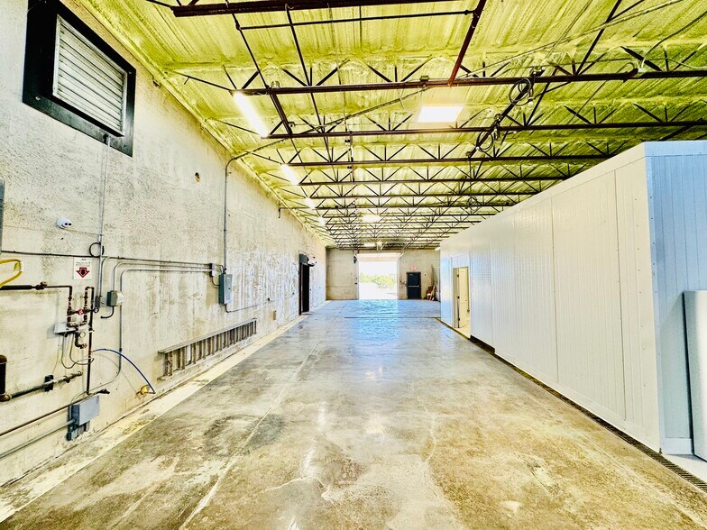 More Photos Of 36730 Democracy Dr, Trinidad Warehouse For Lease