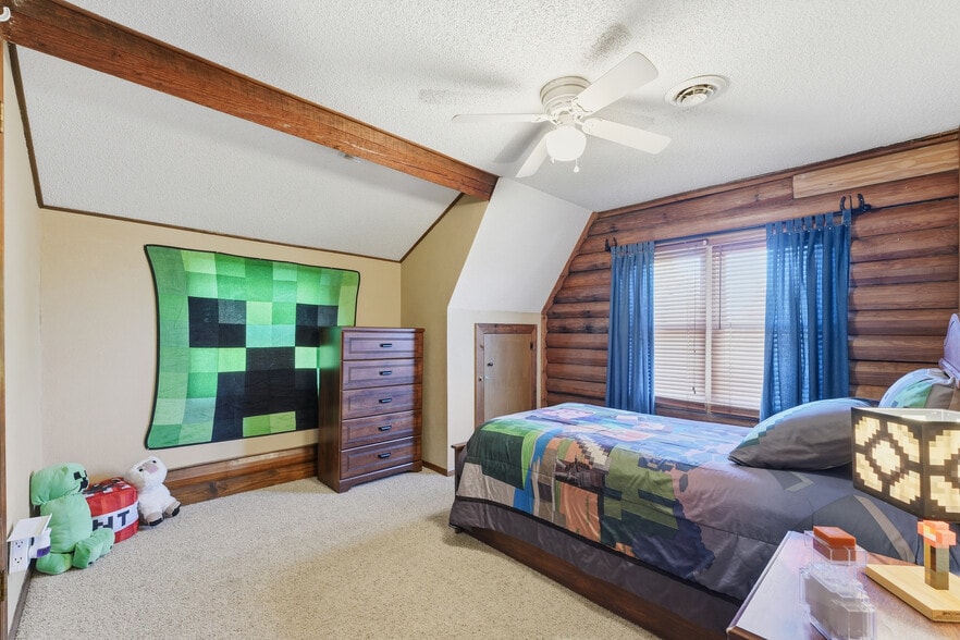 More Photos Of 12703 N Robinhood Ln, Kansas City Land For Sale