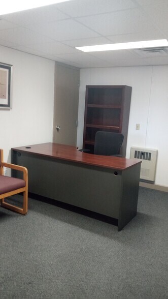 More Photos Of 1020 Regent St, Madison Medical For Lease