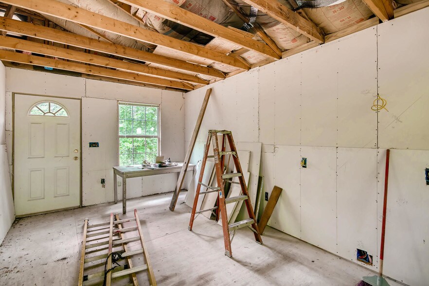 More Photos Of 629 W Dittmar Rd, Austin Land For Sale