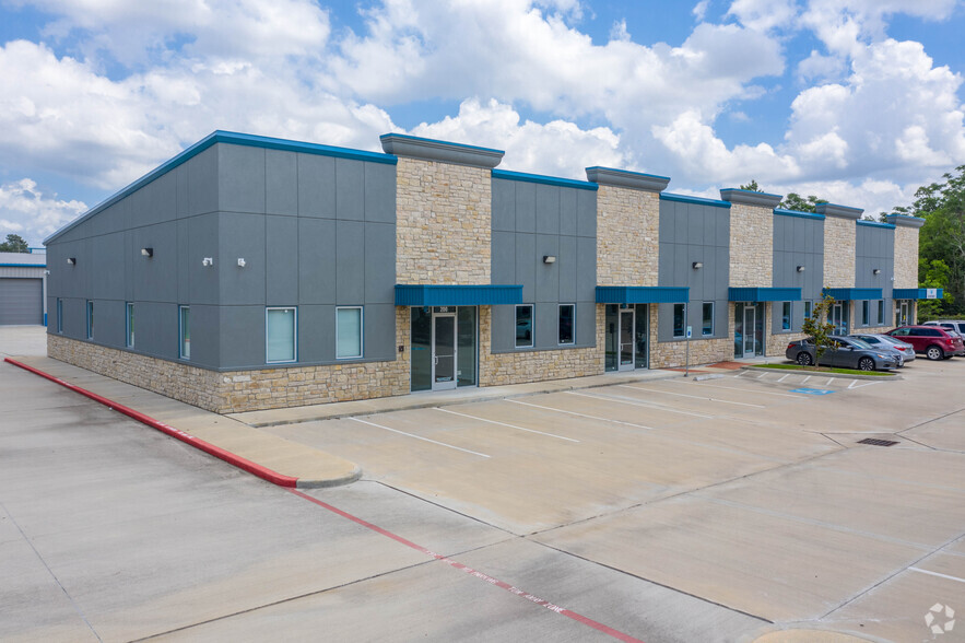 Primary Photo Of 27905 Commercial Park Rd, Tomball Warehouse For Lease