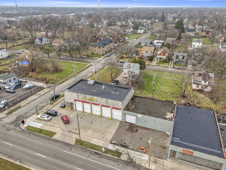 Primary Photo Of 14801-14835 Livernois Ave, Detroit Auto Repair For Lease