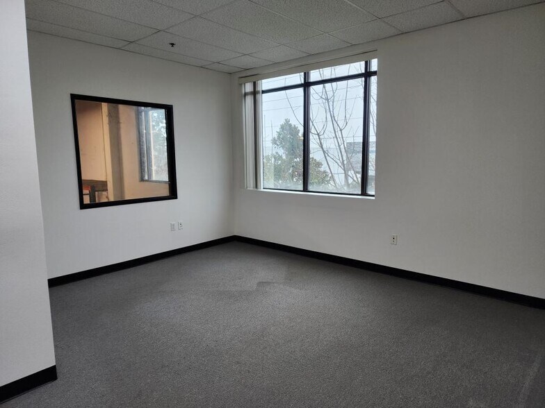 More Photos Of 9850 6th St, Rancho Cucamonga Warehouse For Sale