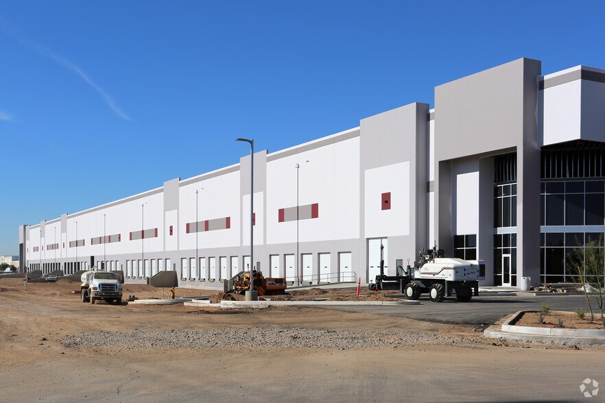 More Photos Of 9310 W Buckeye Rd, Tolleson Distribution For Lease