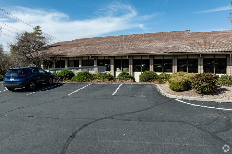 More Photos Of 4885 S 900 E, Salt Lake City Office For Sale