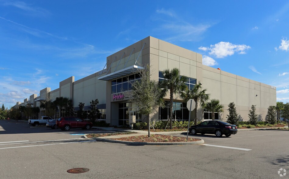 More Photos Of 4934-4950 Joanne Kearney Blvd, Tampa Unknown For Lease