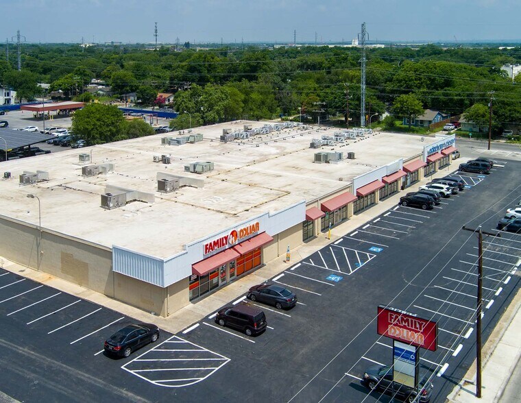 More Photos Of 6623 S Zarzamora St, San Antonio Freestanding For Sale