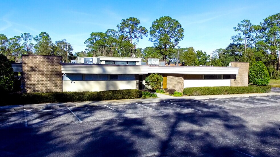 Primary Photo Of 1406 Kingsley Ave, Orange Park Medical For Lease