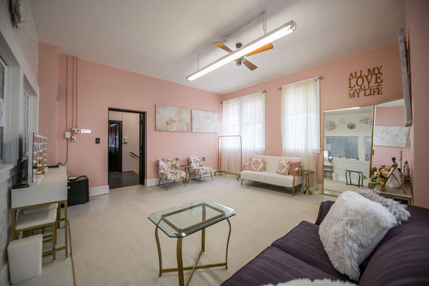 More Photos Of 14760 Gaskill Dr NE, Alliance Daycare Center For Sale