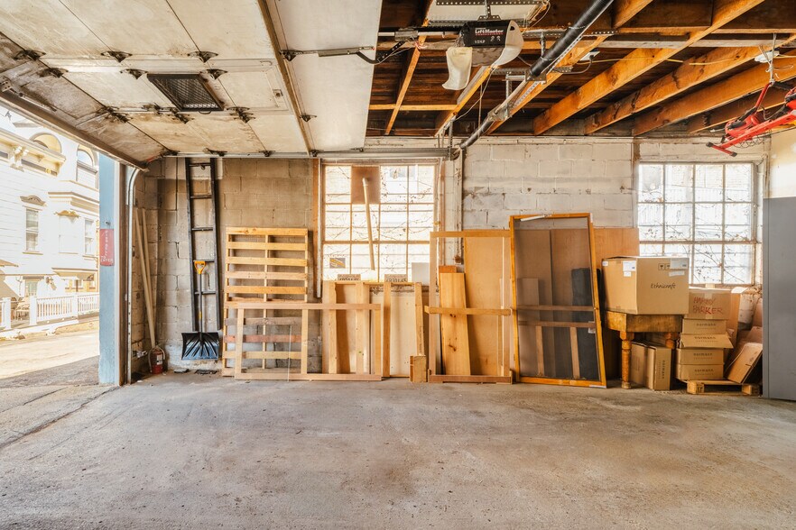 More Photos Of 705 Warren St, Hudson Storefront Retail Residential For Sale