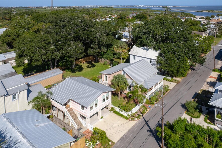 More Photos Of 16 Locust St, Saint Augustine Specialty For Sale