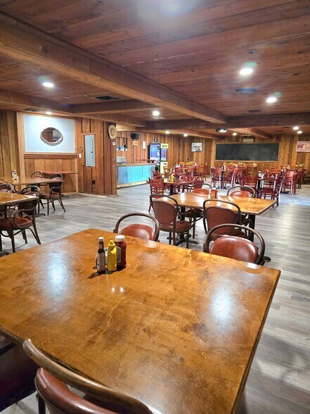 More Photos Of 2405 US-441 Hwy, Okeechobee Restaurant For Sale