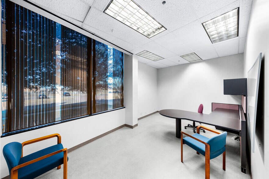 More Photos Of 601 S Sanden Blvd, Wylie Medical For Lease