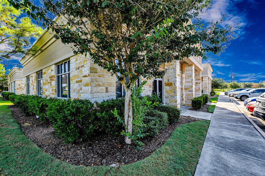 More Photos Of 1526 Katy Gap Rd, Katy Office For Sale