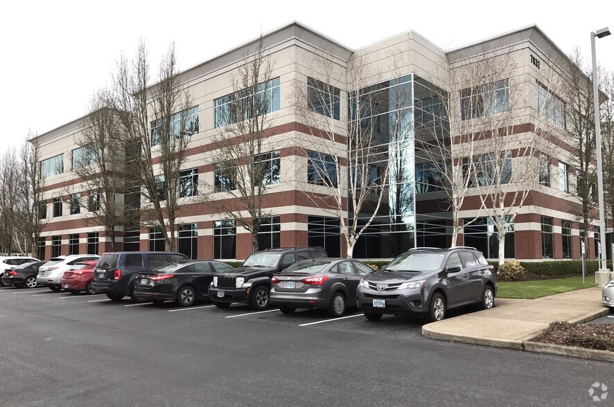 More Photos Of 7632 SW Durham Rd, Tigard Office For Lease