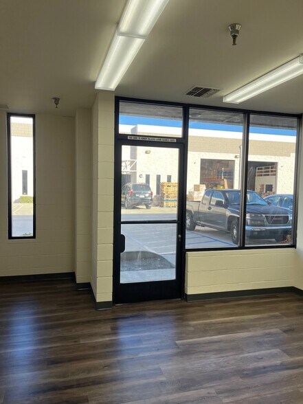 More Photos Of 10932-10938 Schmidt Rd, El Monte Warehouse For Lease