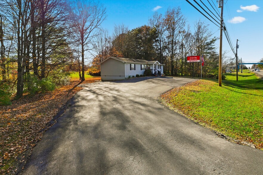 More Photos Of 7713 Oak Ridge Hwy, Knoxville Office For Sale