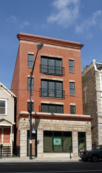More Photos Of 2650 N Halsted St, Chicago Storefront Retail Residential For Lease
