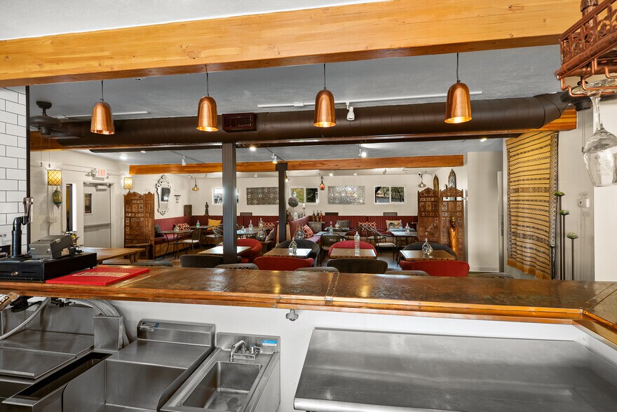 More Photos Of 102 E Pima St, Cottonwood Restaurant For Sale