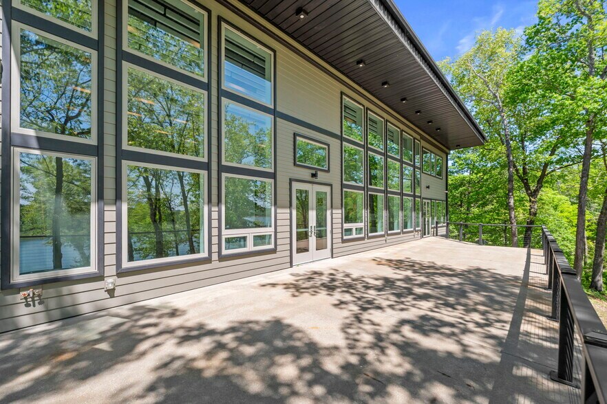 More Photos Of 18649 & 18645 Saddle Shop Ln, Springdale Lodge Meeting Hall For Sale
