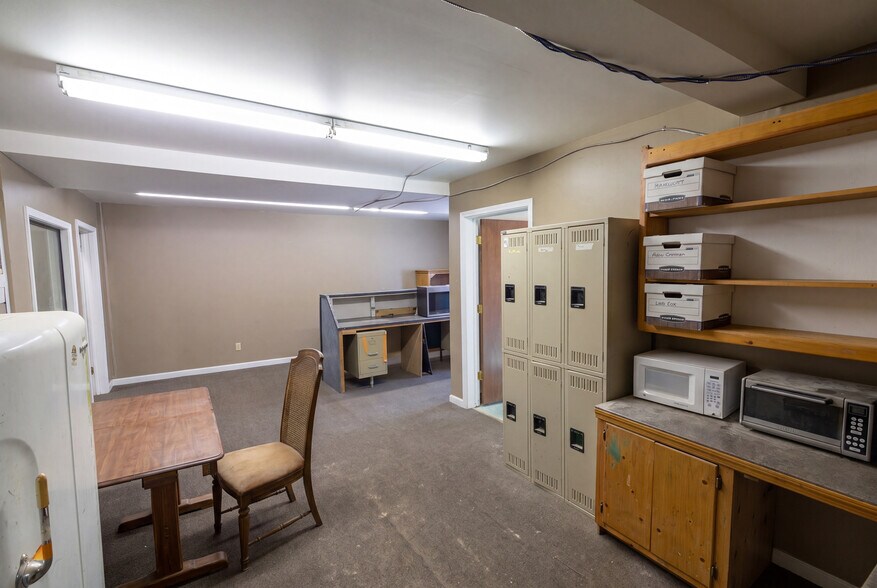 More Photos Of 525 Michigan Ave, Missoula Warehouse For Sale
